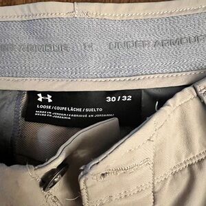 Under Armour Beige Casual Pants